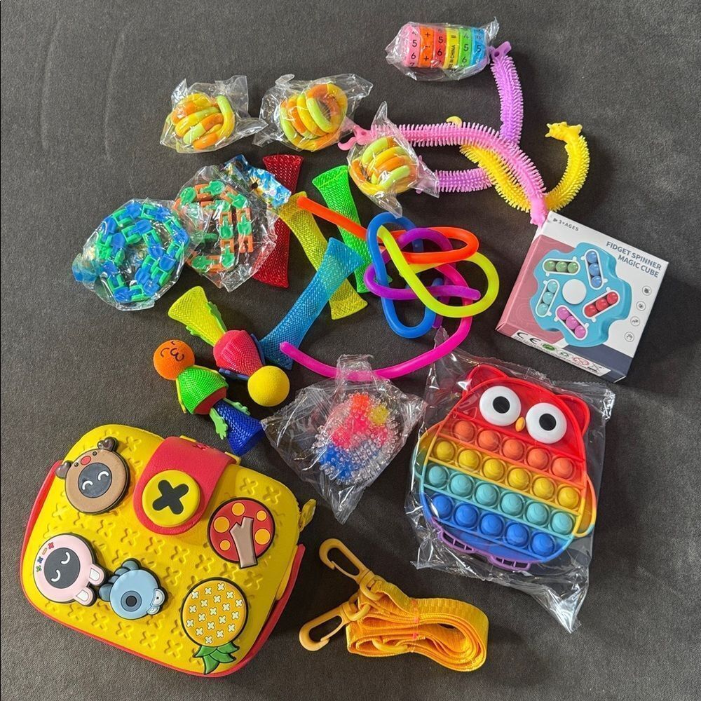 Kids Mixed Toy Bundle Fidgets Pop-its with Carry Bag Removable Strap NEW